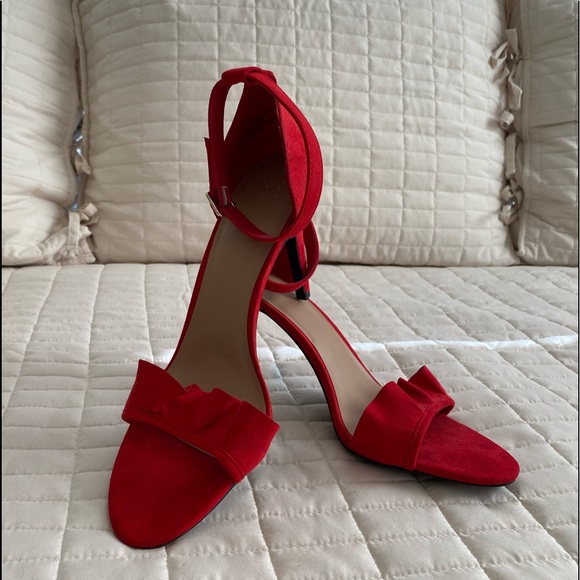Red Ruffle Heels - Picture 2 of 9